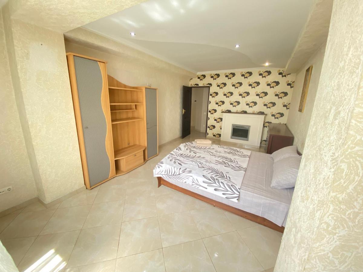 Ultra Central Double Room Appartment In Kisinyov Kültér fotó