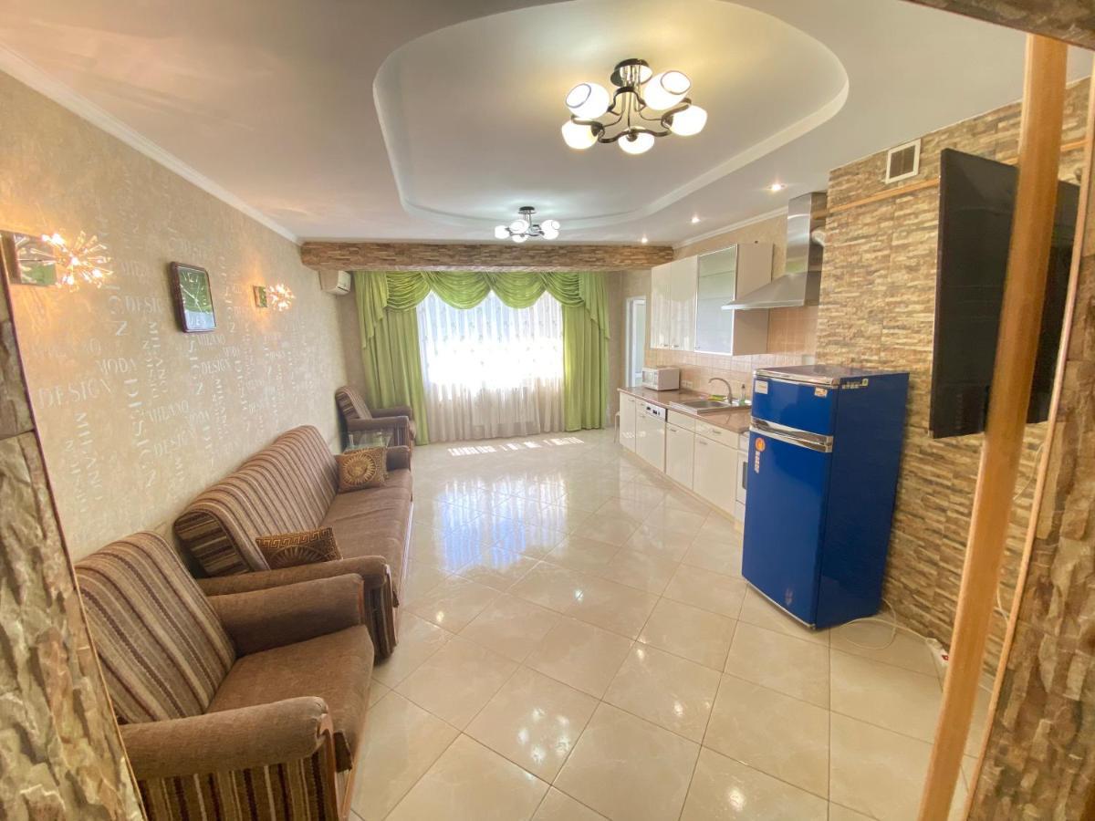 Ultra Central Double Room Appartment In Kisinyov Kültér fotó